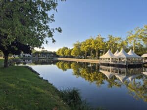 Canal direction la ville -après